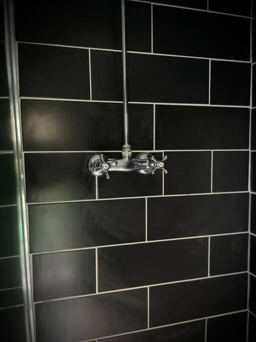 The Beehive, Ground Floor Apartment In Norfolk, No Shared Amenities Downham Market Eksteriør billede